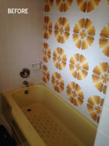 1960s Bathroom Before Recoloring | Affordable Refinishing