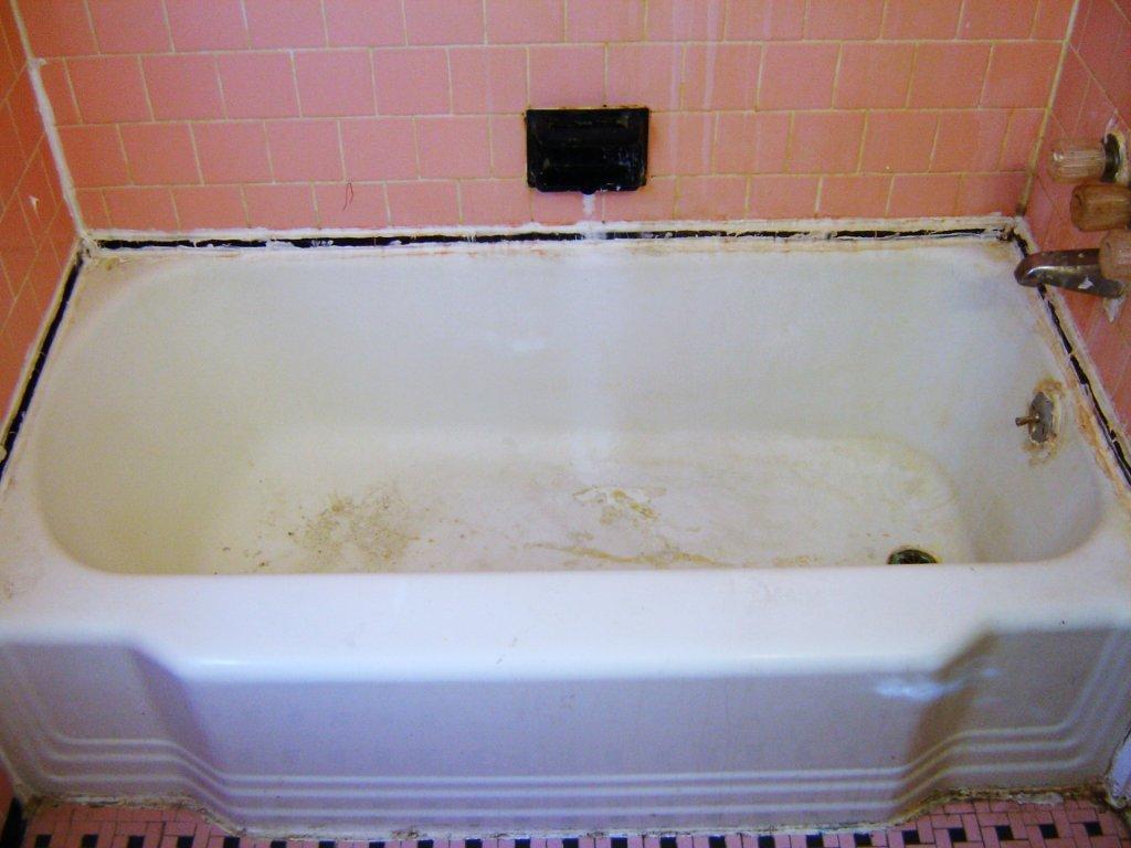 Pink Tub and Tile Before Recoloring 12a | Affordable Refinishing LLC