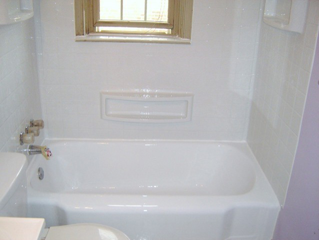 Old Neglected Moldy Tub After Refinishing 1a | Affordable Refinishing LLC