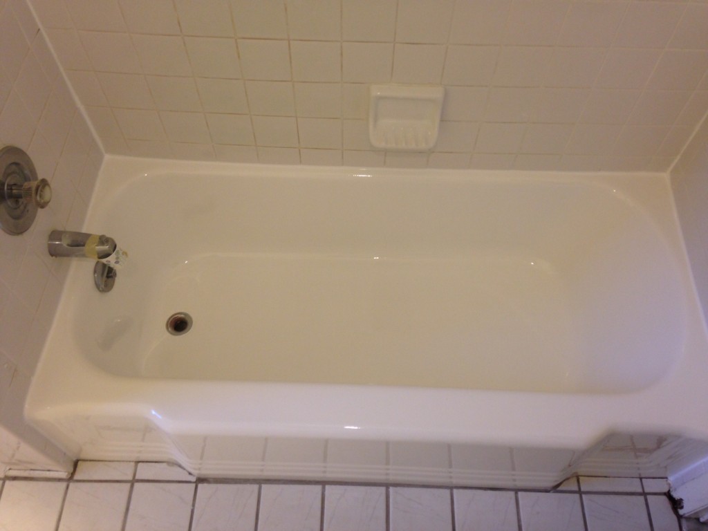Gross Moldy Tub After Refinishing 2a | Affordable Refinishing LLC