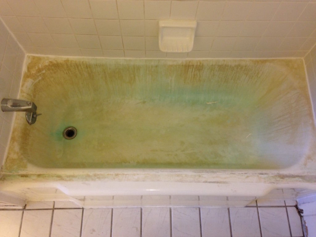 Gross Moldy Tub Before Refinishing 2a | Affordable Refinishing LLC